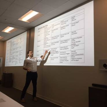 The Difference Between a Nutritionist and a Registered Dietitian Nutritionist (RDN)