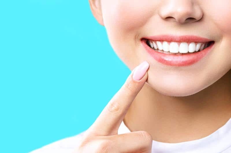 4 Ways to Maintain a Healthy Smile